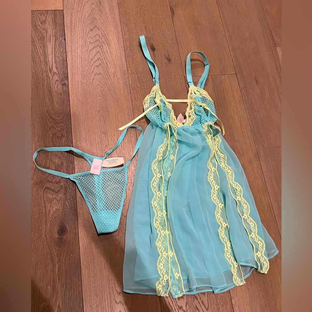 NWT Victoria’s Secret Lingerie Set